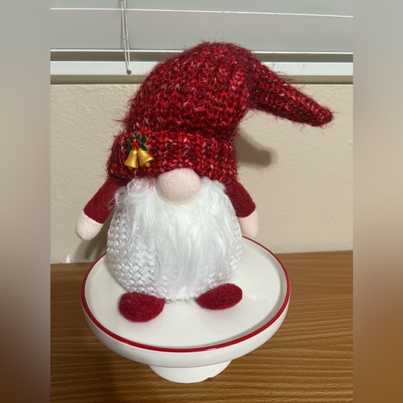 Christmas light up Gnome - Picture 1 of 4